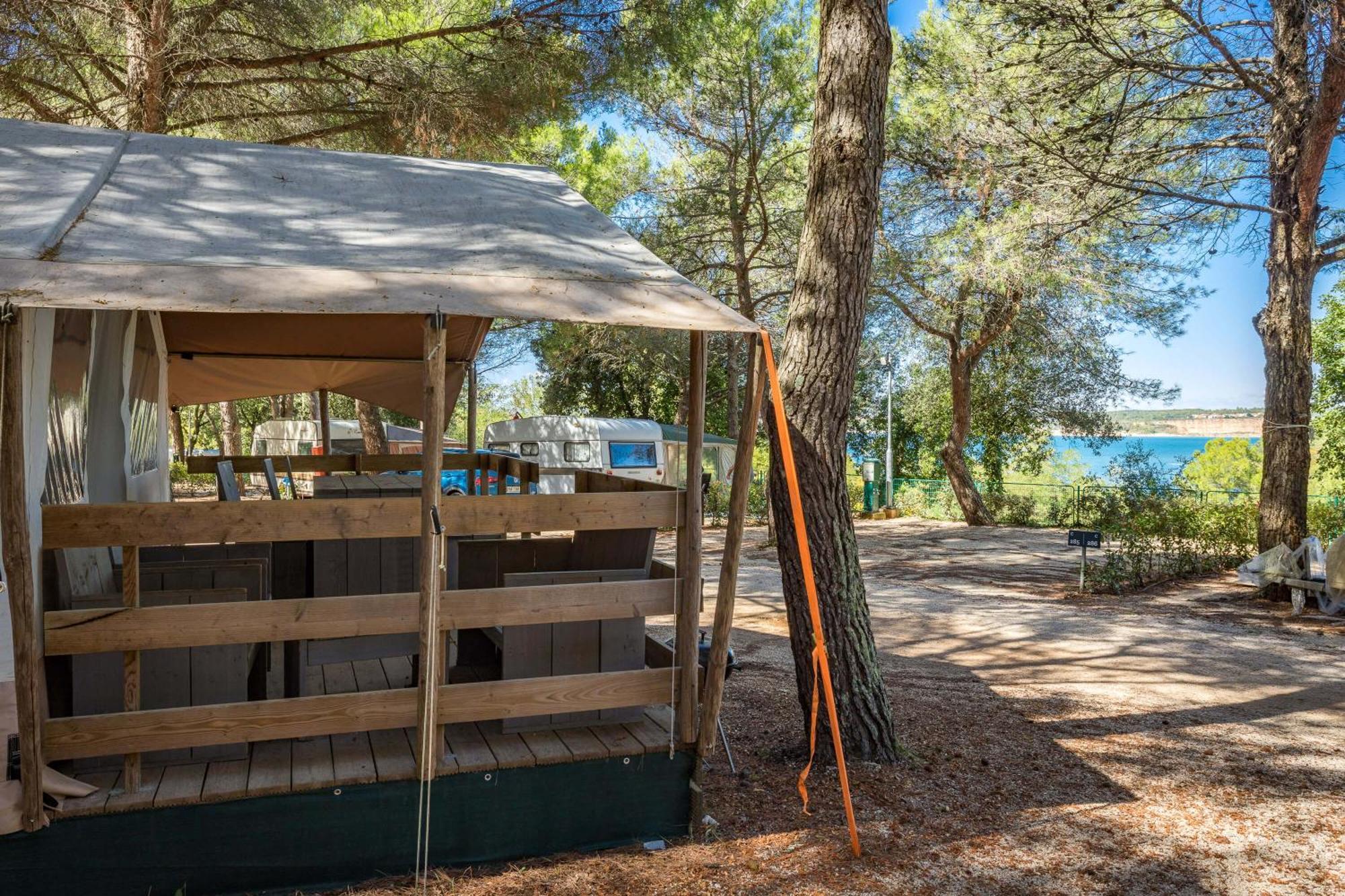 Easyatent Safari Tent Lanterna Cervar-Porat Room photo